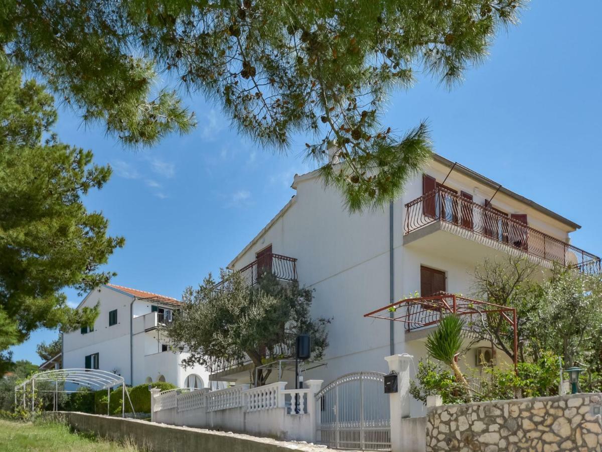 Apartment Rose-1 By Interhome Zaboric Exterior photo